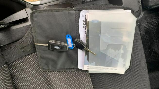 Ford Transit Custom 2,2Tdci 100KM L1H1 Hak 6pk Bezwypadkowy