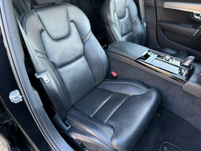 Volvo V90 T8 AWD Plug-In Hybrid R-Design