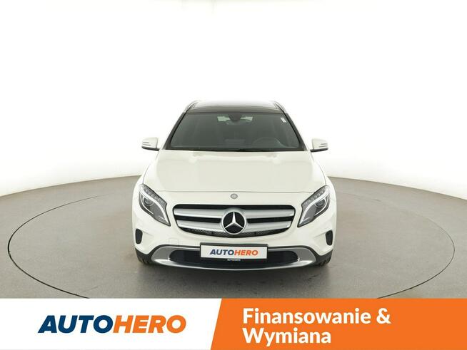 GLA 250 Automat Sensation Panorama Tempomat Navi BiXenon Grzane Fotele