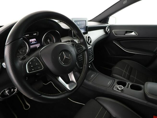 GLA 250 Automat Sensation Panorama Tempomat Navi BiXenon Grzane Fotele