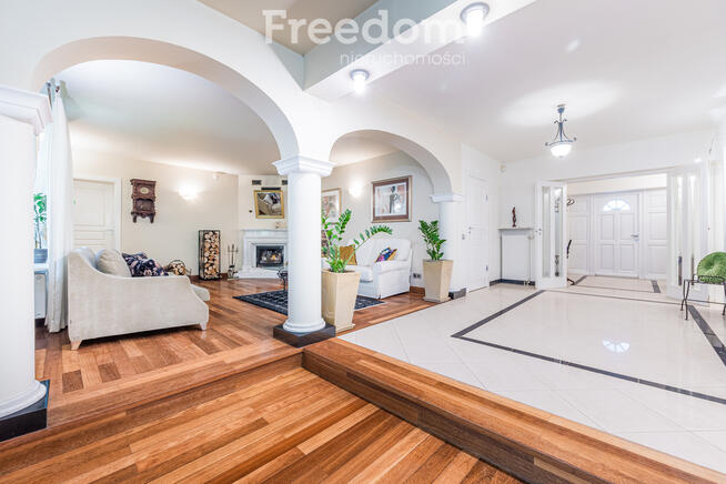 Rezydencja w Józefosławiu przy Lesie Kabackim