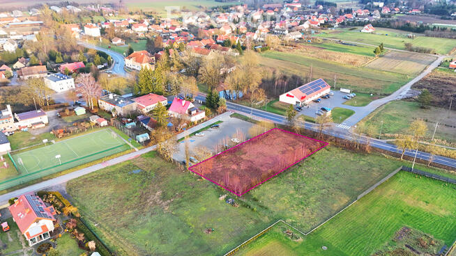 Działka inwestycyjna w centrum Pozezdrza