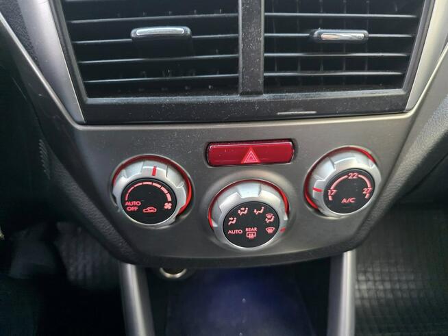 Subaru Forester 2.0 D 147 KM, Klimatyzacja, Skóra, 4x4, Isofix, Alufelgi, Tempomat