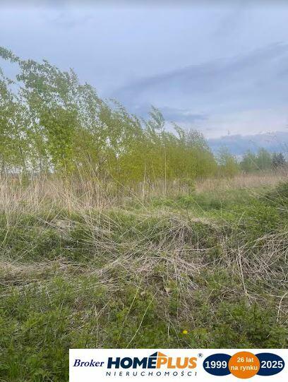 Atrakcyjna działka usługowa niedaleko centrum