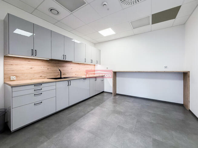 Piękne biuro do wynajęcia - Pilotów