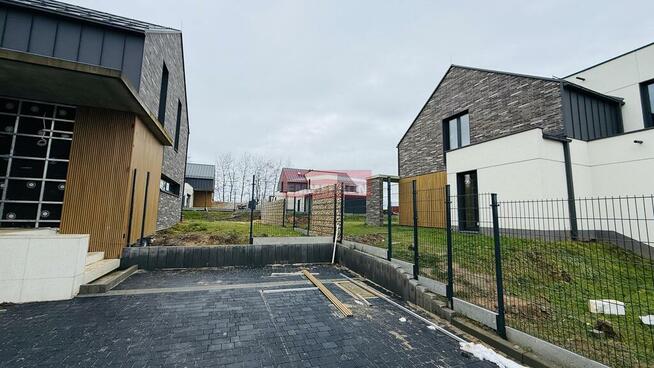 6 pokoi/ wolnostojący/ 10 arów