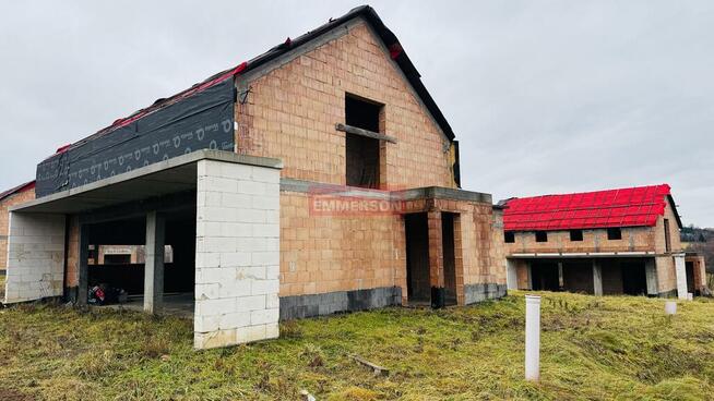 6 pokoi/ wolnostojący/ 10 arów