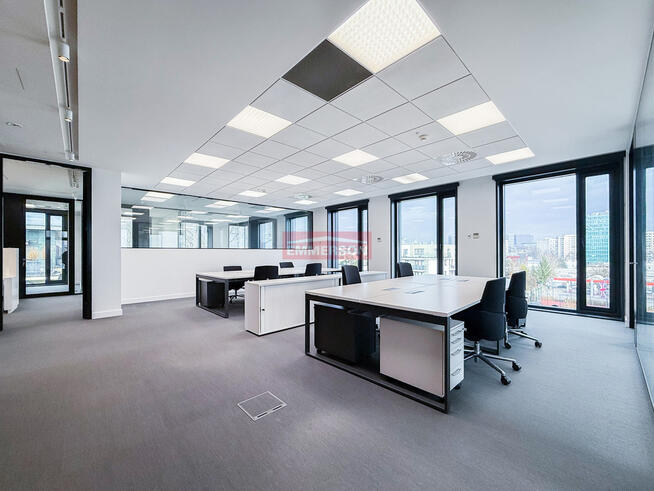 Piękne biuro do wynajęcia - Pilotów