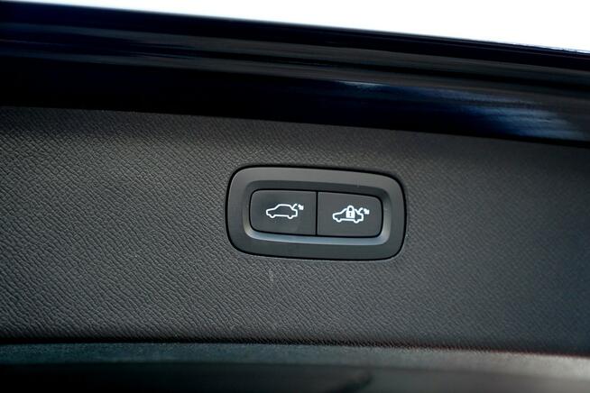 Volvo XC 90 RECHARGE panorama FUL LED 7-os hak el.ACC blis KAMERY 360 nowy model