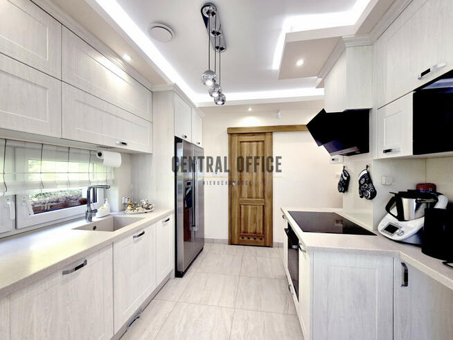 Dom Rzeszów, Dworzysko