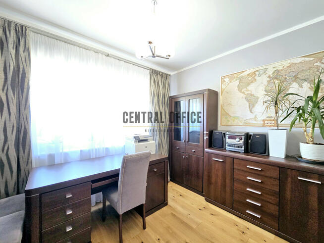 Dom Rzeszów, Dworzysko