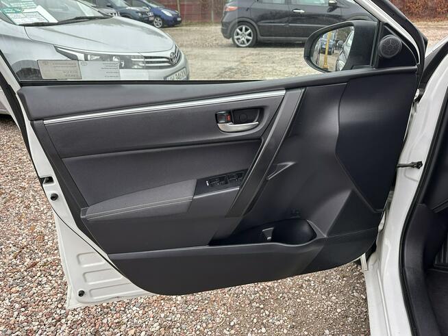 Toyota Corolla 1.6 benzyna/Biała perła/Kamera cofania/Salon PL/FV23%/I WŁ/Kredyt