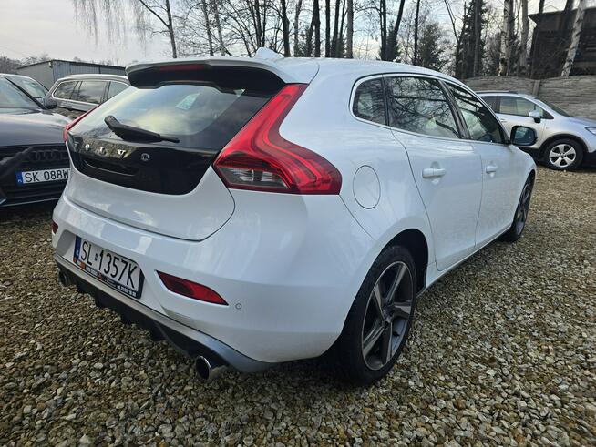 Volvo V40 2.0 5 cylindrów.Automat.Nowy Rozrząd.Skóra/Alkantara.Alu17