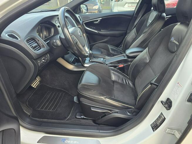 Volvo V40 2.0 5 cylindrów.Automat.Nowy Rozrząd.Skóra/Alkantara.Alu17