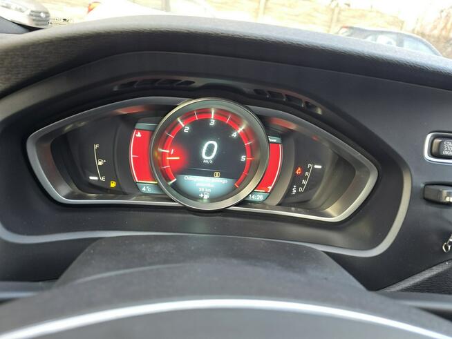 Volvo V40 2.0 5 cylindrów.Automat.Nowy Rozrząd.Skóra/Alkantara.Alu17