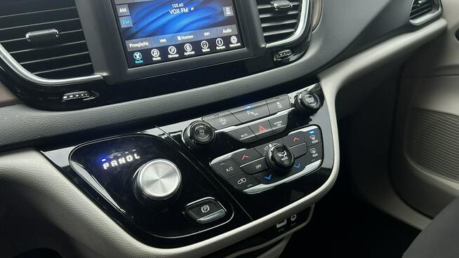 Chrysler Pacifica 3.6Pentastar 286KM 7os KameraCof El drzwi El klapa