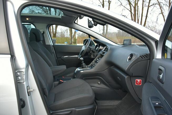 Peugeot 5008 2.0HDi 150KM Manual 2015r. Salon 7os. Panorama TEMPOMAT Navi HAK