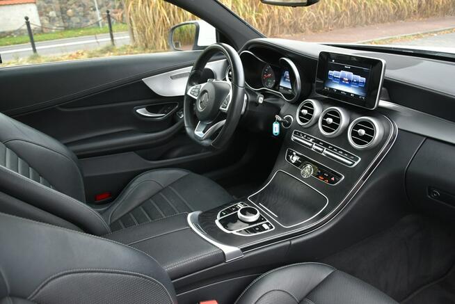 Mercedes C 200 C200 Coupe 2023r. Polski SALON AMG line Ambiente Panorama Skóra 18