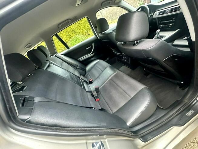 BMW e91 318i 2.0 143KM 6Biegów Xenon PDC Sport Pakiet kayless B.ładna