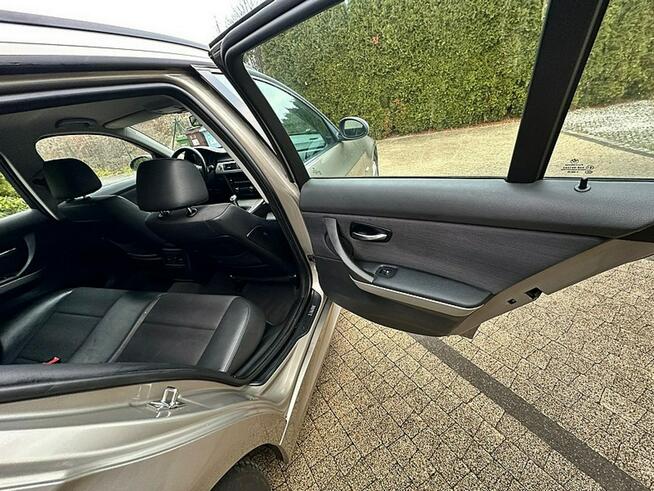 BMW e91 318i 2.0 143KM 6Biegów Xenon PDC Sport Pakiet kayless B.ładna