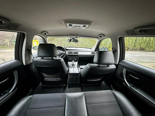 BMW e91 318i 2.0 143KM 6Biegów Xenon PDC Sport Pakiet kayless B.ładna