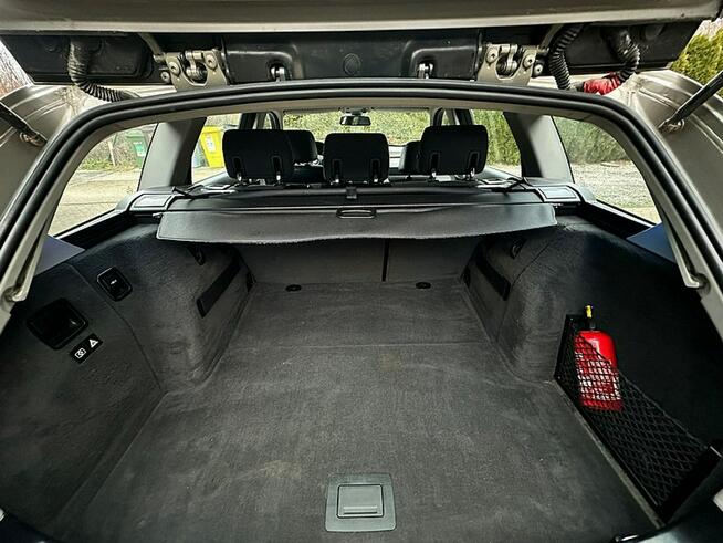 BMW e91 318i 2.0 143KM 6Biegów Xenon PDC Sport Pakiet kayless B.ładna