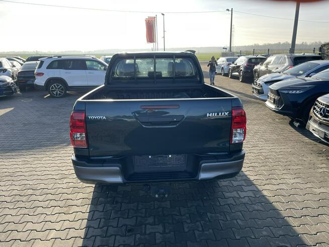Toyota Hilux Duble CAB 4x4 Klimatyzacja HAK