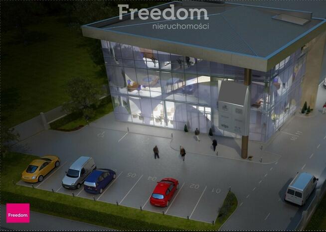 Duży budynek mieszkalny z garazem i magazynami