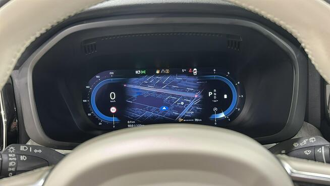 Volvo XC 60 B5 AWD diesel Plus Dark