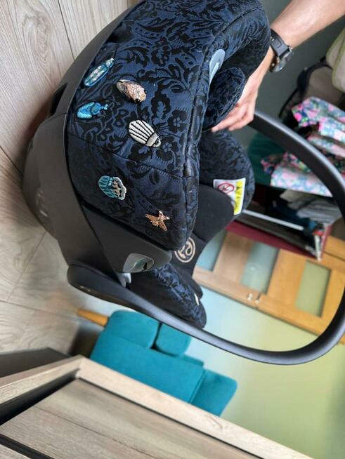 Cybex CLOUD T i-Size Jewels of Nature. Fotelik samochodowy.