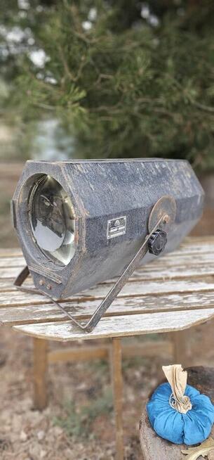 Aparat oswietleniowy z Zakładów A20