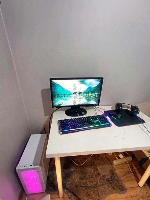 Zestaw komputerowy i5 + SSD 480GB akcesori