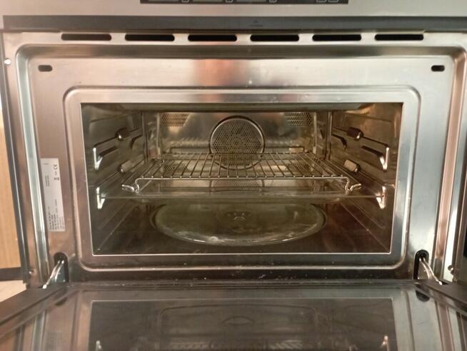 PIEKARNIK DO ZABUDOWY Z MIKROFALÓWKĄ PRIVILEG