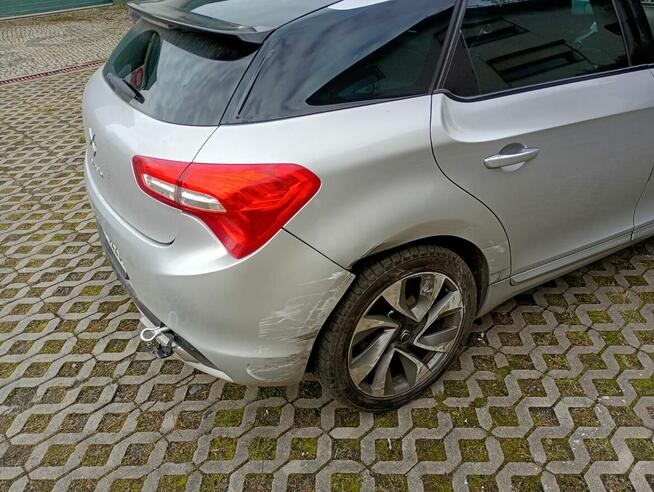 Sprzedam Citroen DSs 5 Uszkodzony.