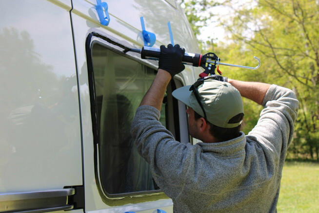 NAPRAWA KAMPERÓW – SZYBKO I PROFESJONALNIE