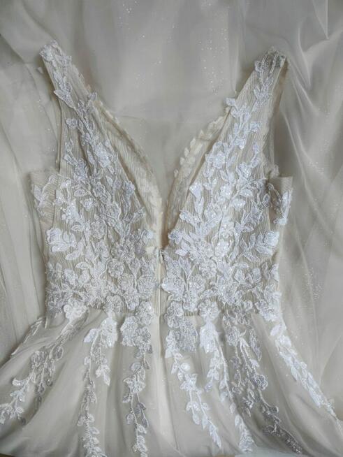 Suknia ślubna Mari Lill Błyszcząca Krój A