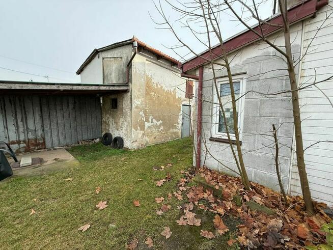 Lokal z działką blisko jeziora idealny pod remont