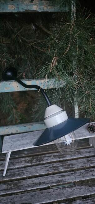 Kinkiet z lat 50-tych PRL