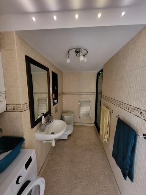 Mieszkanie z pięknym widokiem i balkonem na ostatnim piętrze