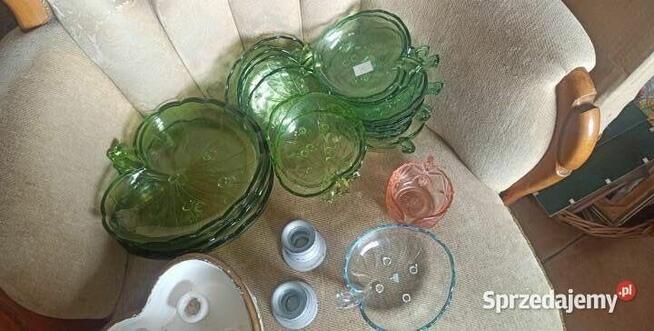 Miska, owocarka. Liść . Do deserów. Owoców. Słodyczy.