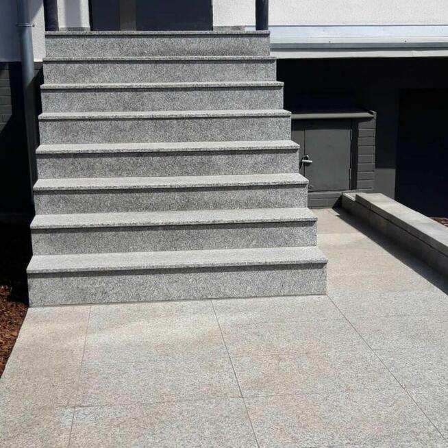 Stopień Granitowy Jasnoszary G602 Płomieniowany 150x33x3cm