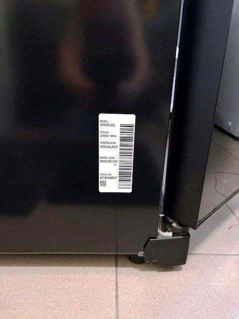 SPRZEDAM Lodówka Samsung RSH5ZLBG Side by Side :
