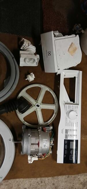 Pralka ELECTROLUX EW6S426BP