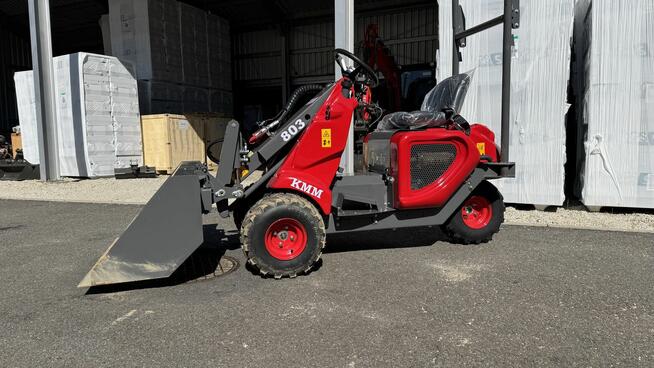 Mini ładowarka KMM 803