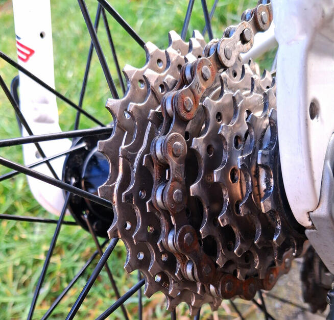 Duży rower szosowy kolarzówka Triban 3 Koła 28 jnowy