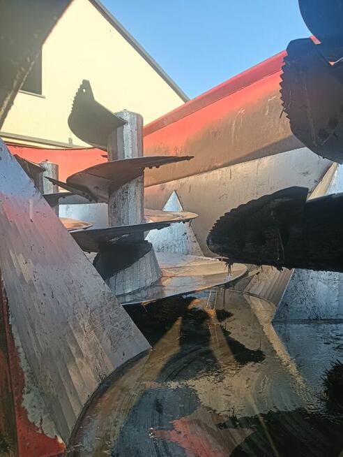 Wóz paszowy RMH Mixell