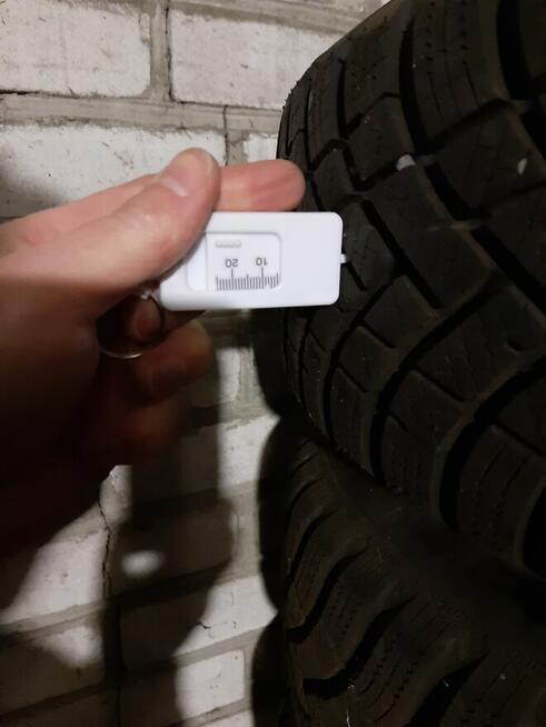 Koła Toyota Auris - 195/65 R15 zimowe / zimówki 2022r.