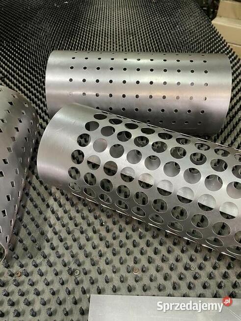 Wytłoczki , wypraski , wykroje , perforacja