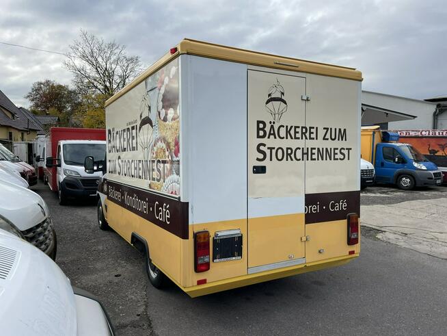 Renault Master Autosklep pieczywa Sklep Gastronomiczny Food Truck Foodtruck Borco2015