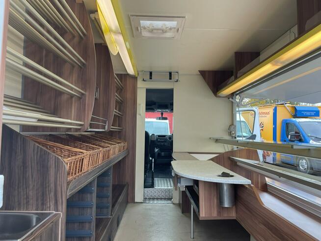 Renault Master Autosklep pieczywa Sklep Gastronomiczny Food Truck Foodtruck Borco2015